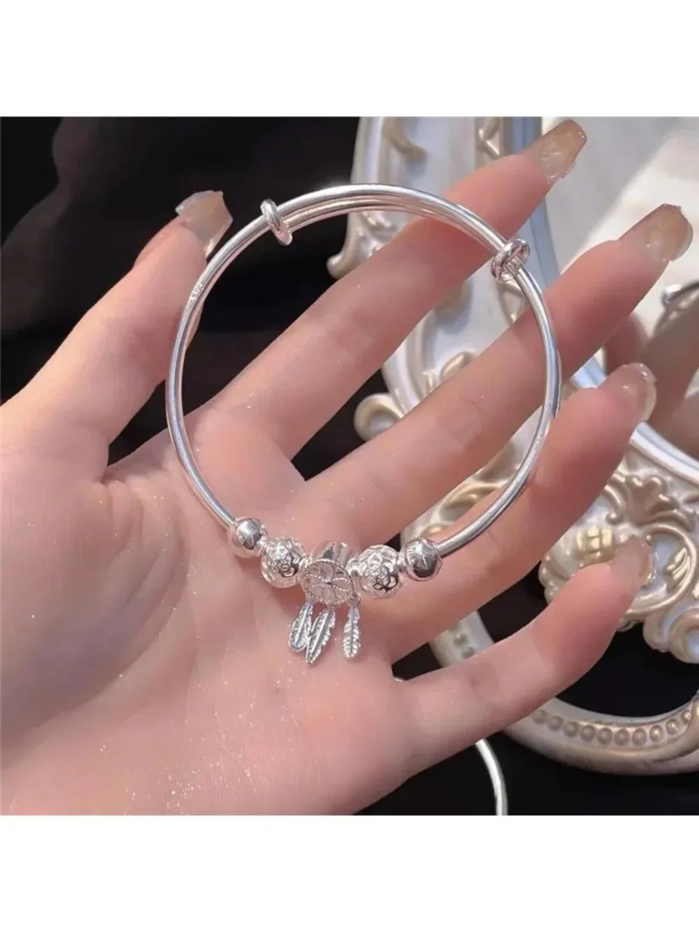 Retro Round Bead Bangle